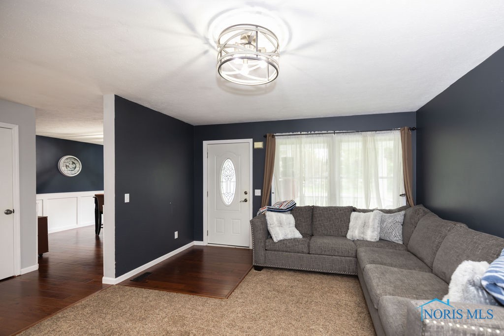 37 N Dorcas Road, Toledo, Ohio image 4