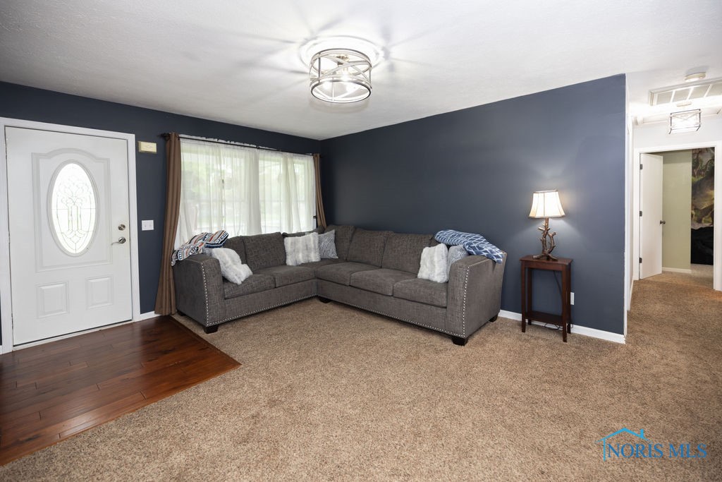 37 N Dorcas Road, Toledo, Ohio image 3