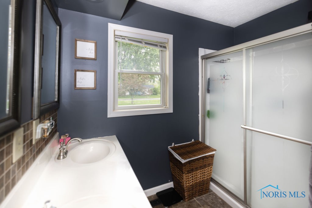 37 N Dorcas Road, Toledo, Ohio image 16