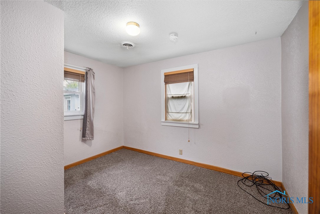109 N Harefoote Road, Toledo, Ohio image 19