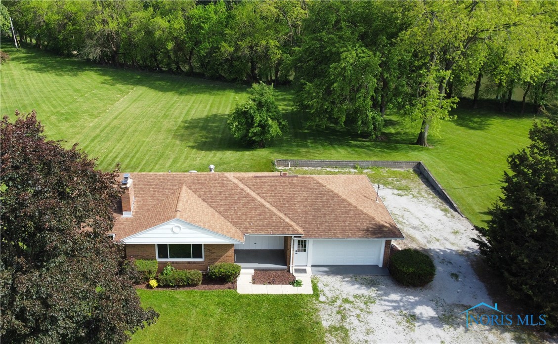 421 Parklane Drive, Woodville, Ohio image 1