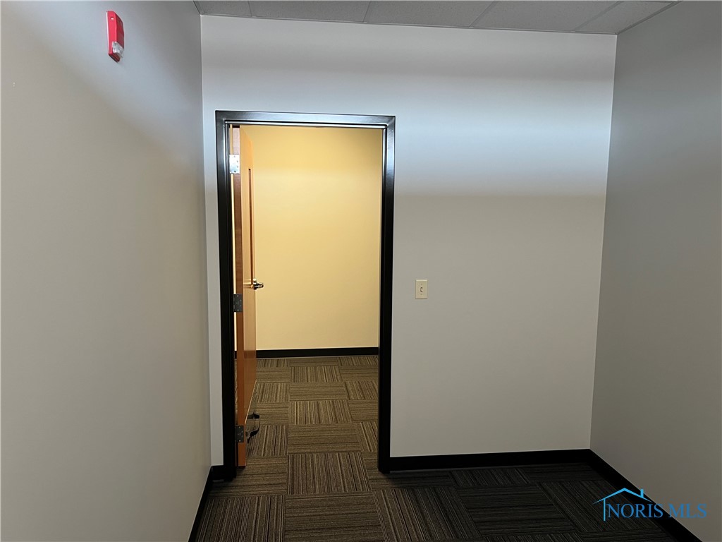 Findlay, Ohio 45840, United States, ,Residential,Active,37081