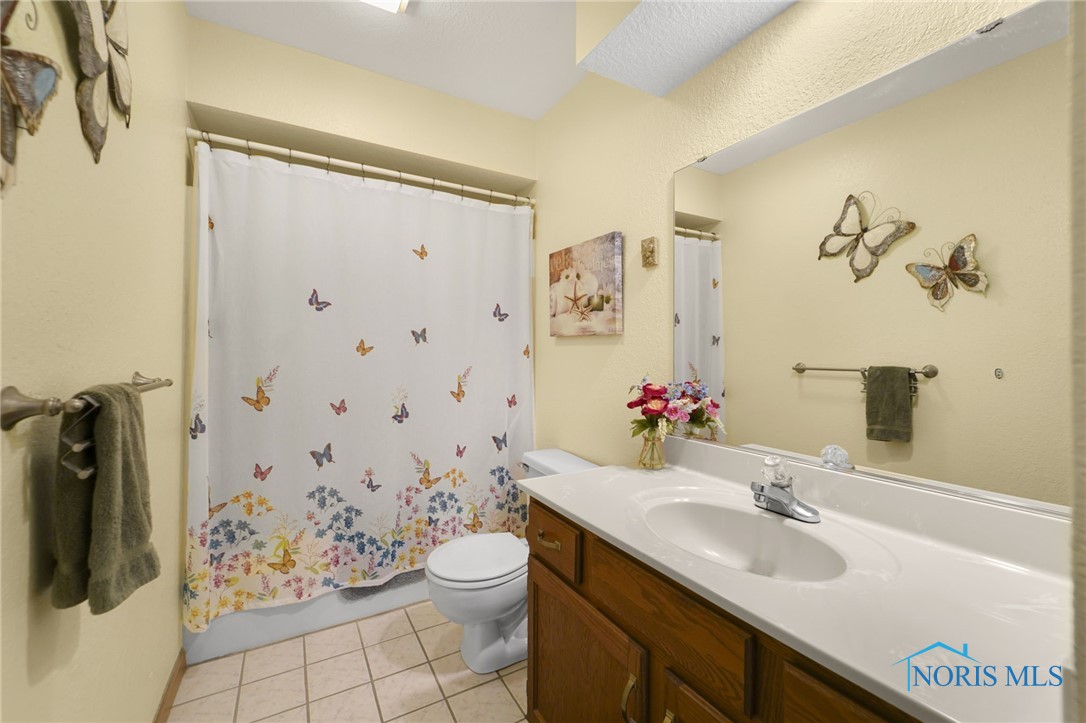 7462 W Lake Road, Perrysburg, Ohio image 31