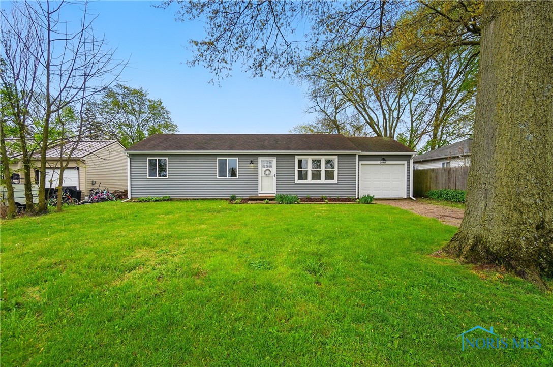 20161 Locust Street, Weston, Ohio image 1
