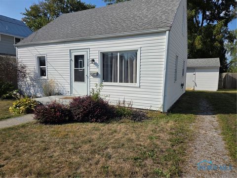 Photo of 420 Allen Avenue, Findlay, OH 45840 (MLS # 6135541)