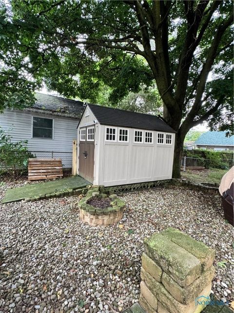 Tiny photo for 2329 Ida Drive, Toledo, OH 43613 (MLS # 6136327)