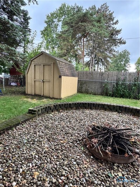 Tiny photo for 2329 Ida Drive, Toledo, OH 43613 (MLS # 6136327)