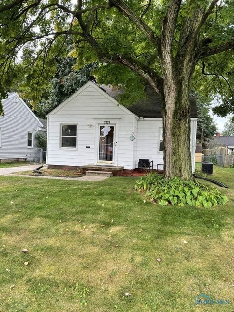 Tiny photo for 2329 Ida Drive, Toledo, OH 43613 (MLS # 6136327)