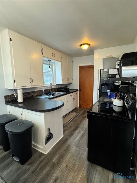 Tiny photo for 2329 Ida Drive, Toledo, OH 43613 (MLS # 6136327)