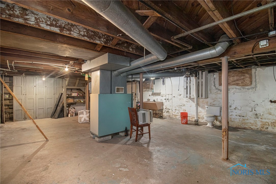 4409 Fairview Drive, Toledo, Ohio image 14