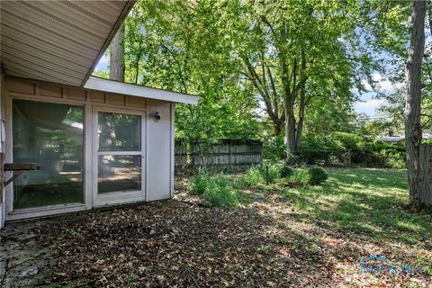 Tiny photo for 3701 Lincolnshire Woods Road, Toledo, OH 43606 (MLS # 6136928)