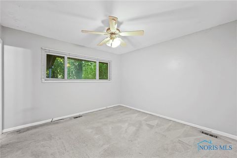 Tiny photo for 3701 Lincolnshire Woods Road, Toledo, OH 43606 (MLS # 6136928)