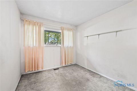 Tiny photo for 3701 Lincolnshire Woods Road, Toledo, OH 43606 (MLS # 6136928)