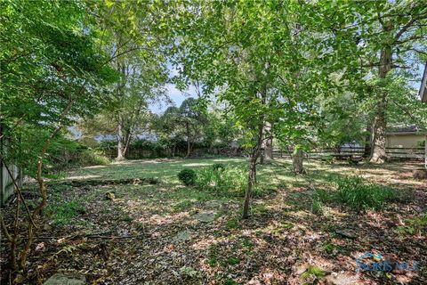 Tiny photo for 3701 Lincolnshire Woods Road, Toledo, OH 43606 (MLS # 6136928)