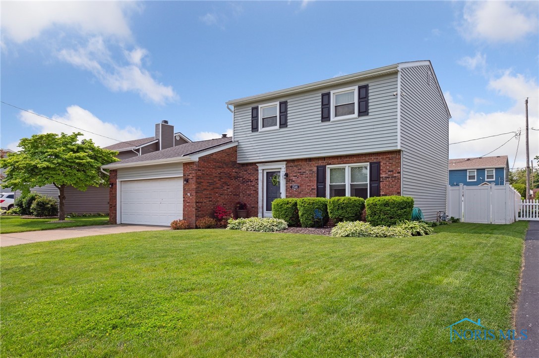 2546 Redfox Drive, Toledo, Ohio image 1