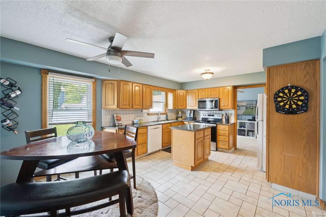 2546 Redfox Drive, Toledo, Ohio image 10