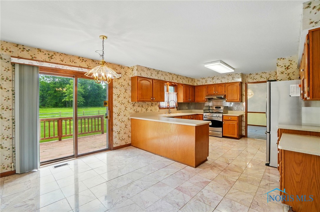 4820 Olde Meadow Lane, Sylvania, Ohio image 10