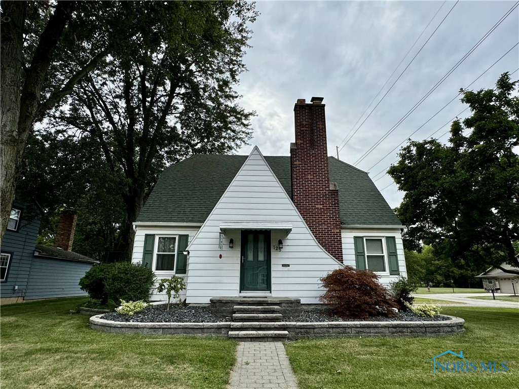 125 Vine Street, Bryan, Ohio image 1