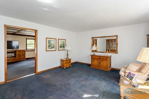 Tiny photo for 7040 Country Creek Road, Maumee, OH 43537 (MLS # 6136881)