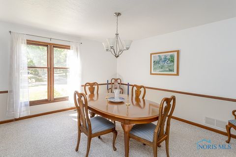 Tiny photo for 7040 Country Creek Road, Maumee, OH 43537 (MLS # 6136881)