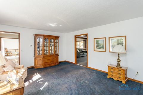 Tiny photo for 7040 Country Creek Road, Maumee, OH 43537 (MLS # 6136881)