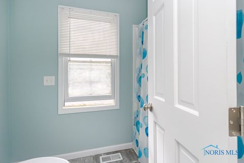Tiny photo for 7040 Country Creek Road, Maumee, OH 43537 (MLS # 6136881)