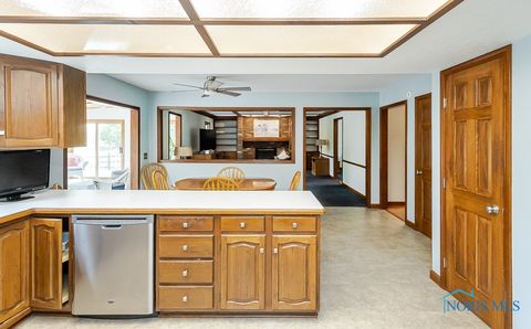 Tiny photo for 7040 Country Creek Road, Maumee, OH 43537 (MLS # 6136881)