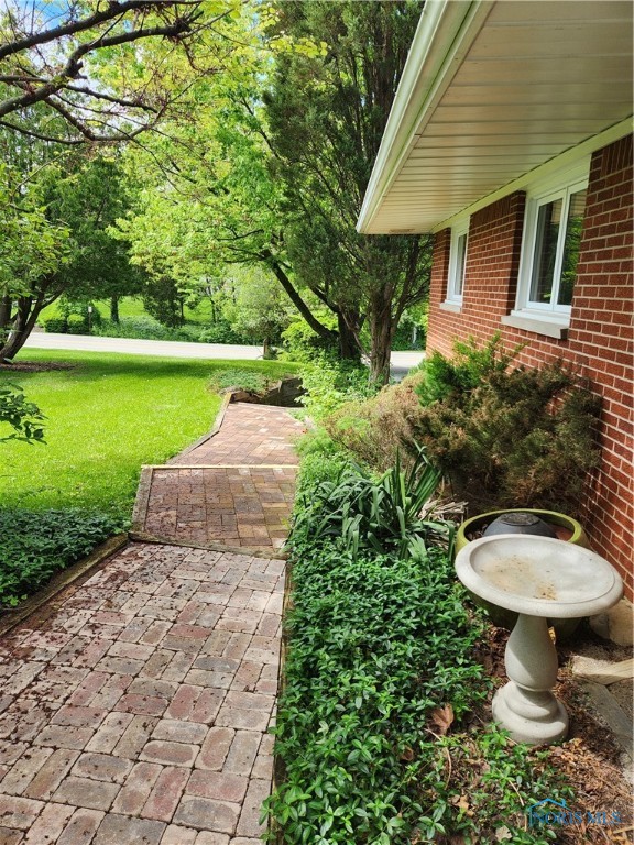 28330 W River Road, Perrysburg, Ohio image 2
