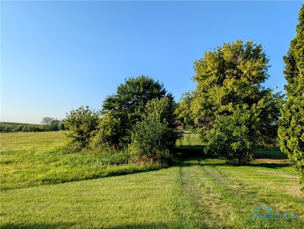 18640 County Road K, West Unity, Ohio image 5