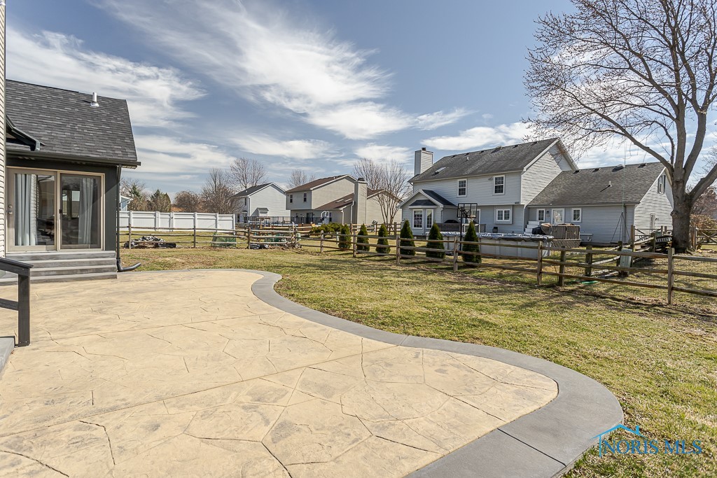 1241 Grassy Lane, Rossford, Ohio image 50