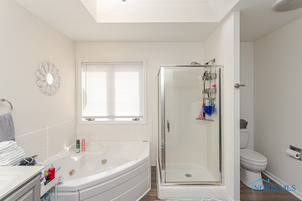 1241 Grassy Lane, Rossford, Ohio image 34