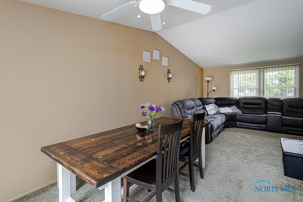 2474 Bedford Lane, Northwood, Ohio image 10