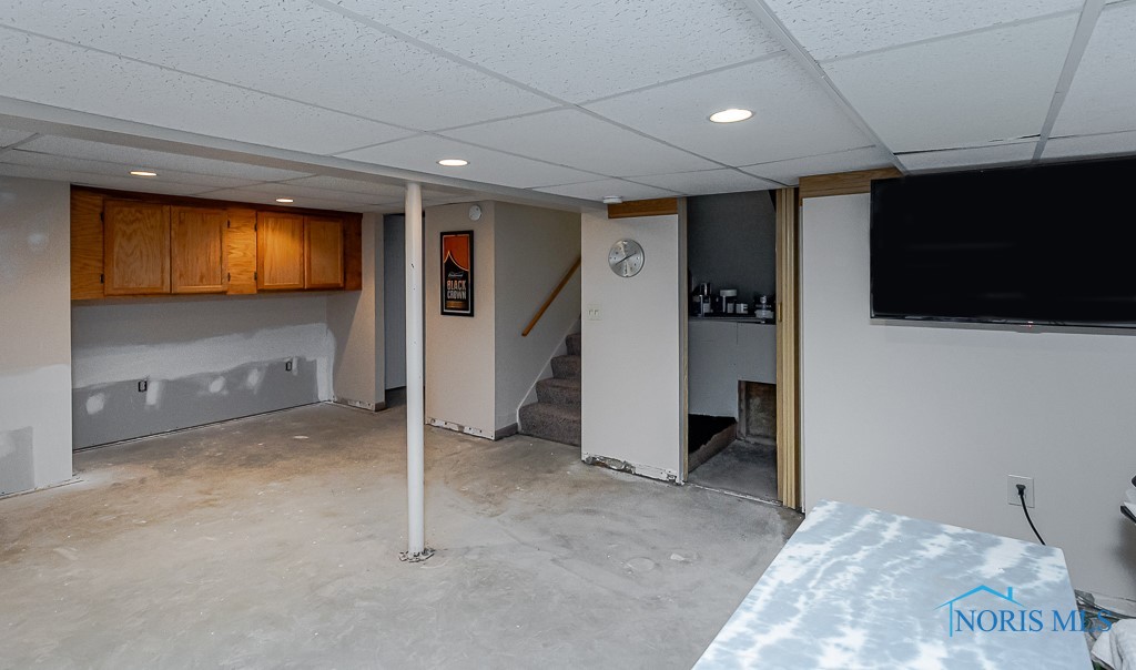 2474 Bedford Lane, Northwood, Ohio image 35
