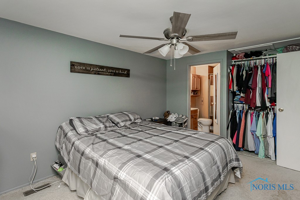2474 Bedford Lane, Northwood, Ohio image 22