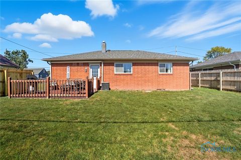 Tiny photo for 2054 Hoops Drive, Toledo, OH 43611 (MLS # 6136463)