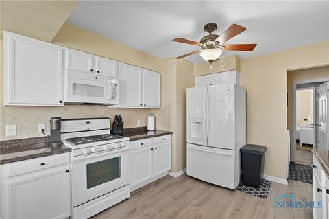 Tiny photo for 2054 Hoops Drive, Toledo, OH 43611 (MLS # 6136463)