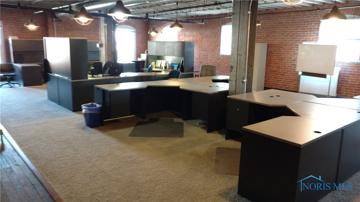 Findlay, Ohio 45840, United States, ,Residential,Active,60190