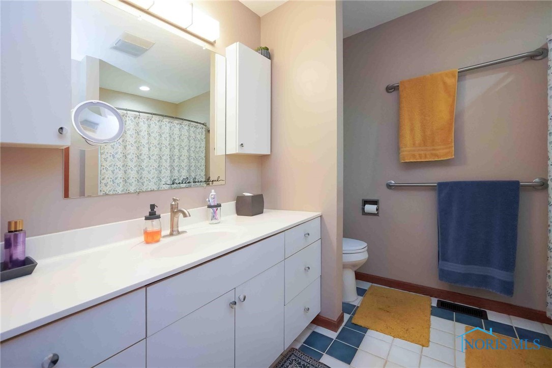 2008 Rush Creek Court, Findlay, Ohio image 18