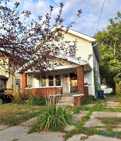 Photo of 1016 Woodsdale Avenue, Toledo, OH 43609 (MLS # 6136143)