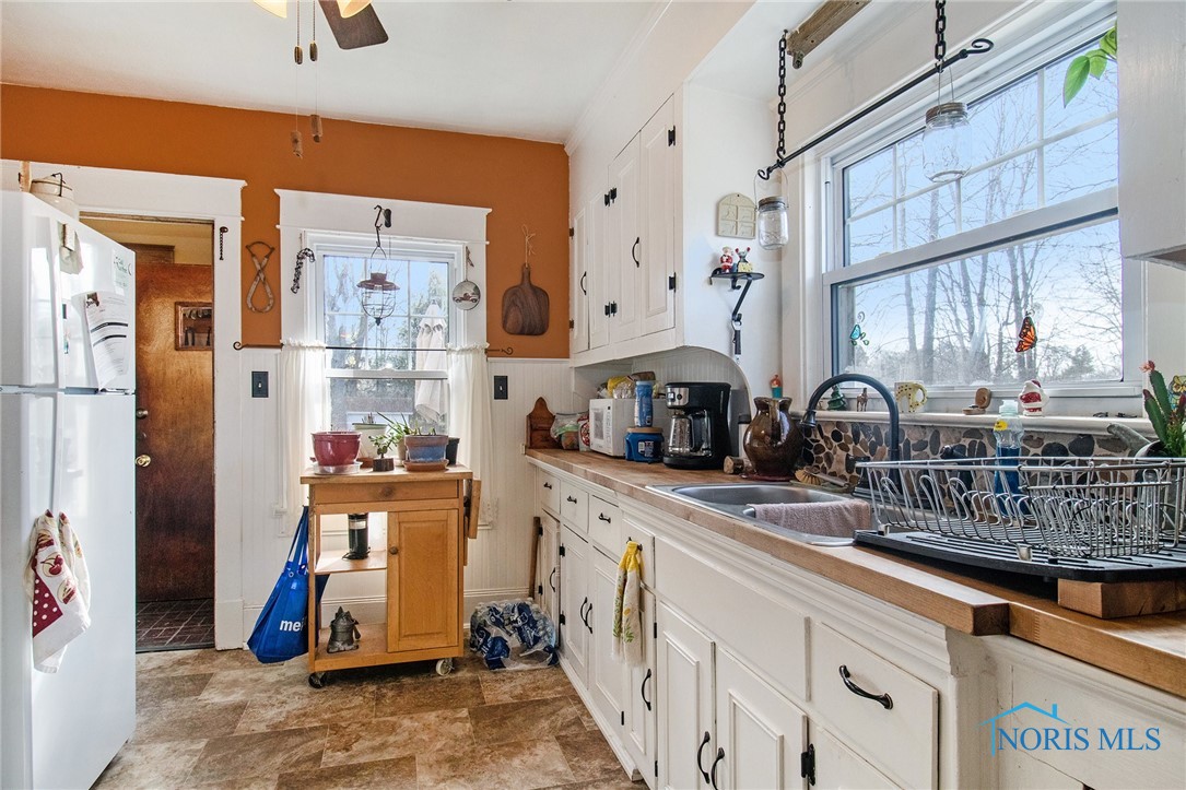 906 Harrow Road, Toledo, Ohio image 7