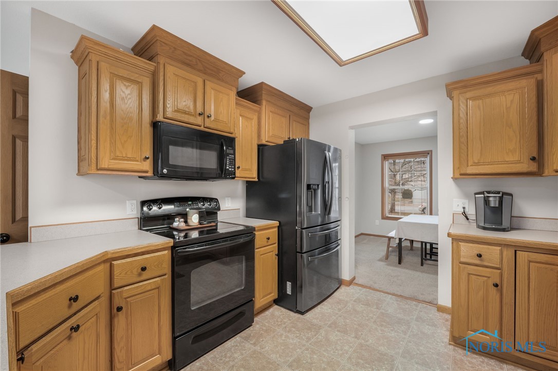 106 Browne Drive, Haskins, Ohio image 8