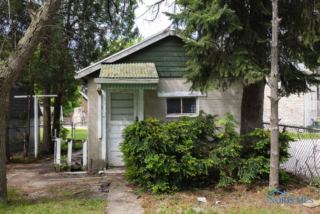 218 Worthington Street, Toledo, Ohio image 4