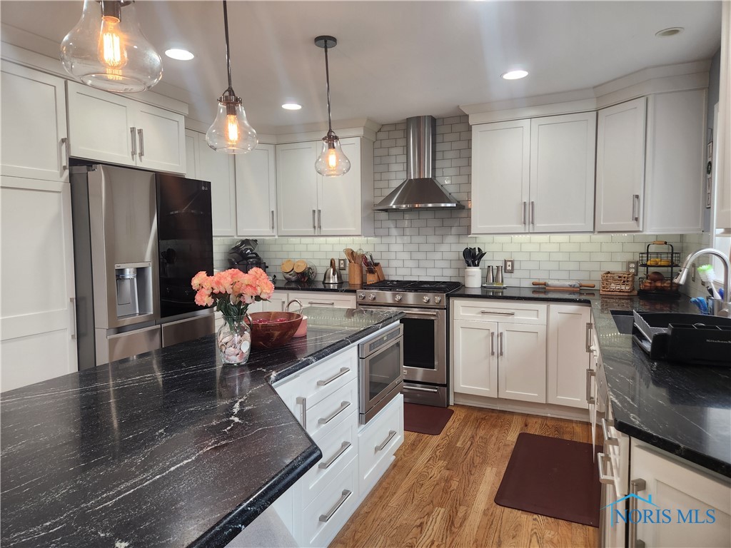 5663 Maple Creek Boulevard, Sylvania, Ohio image 13
