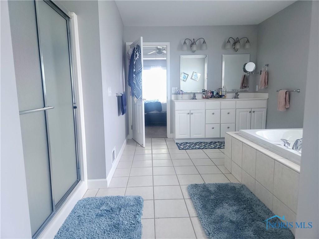 5663 Maple Creek Boulevard, Sylvania, Ohio image 21