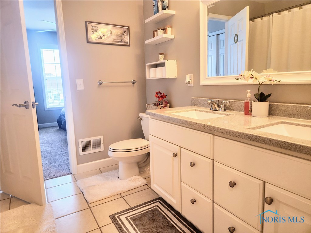 5663 Maple Creek Boulevard, Sylvania, Ohio image 25