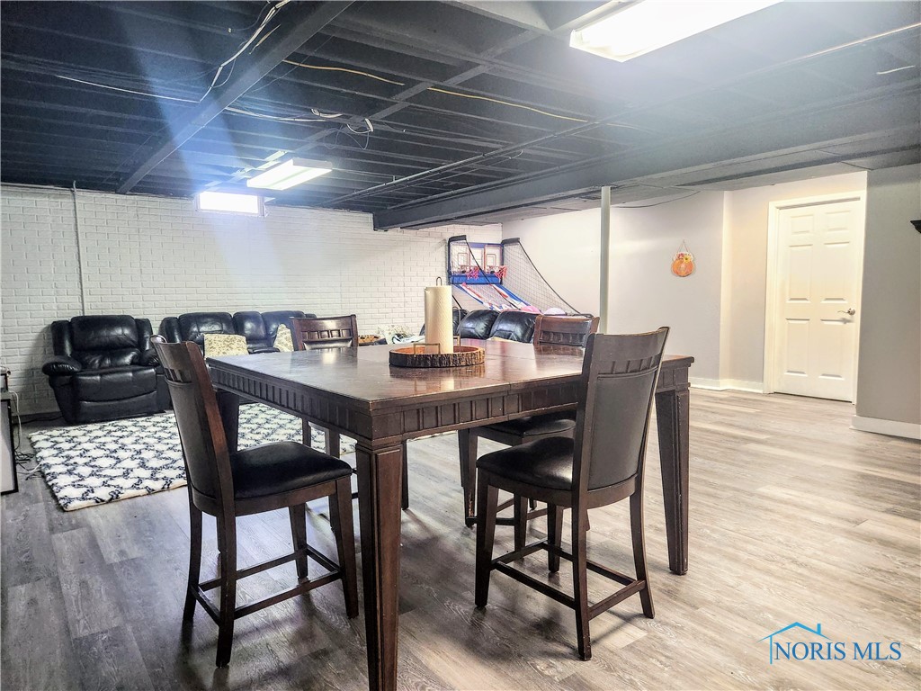 5663 Maple Creek Boulevard, Sylvania, Ohio image 32