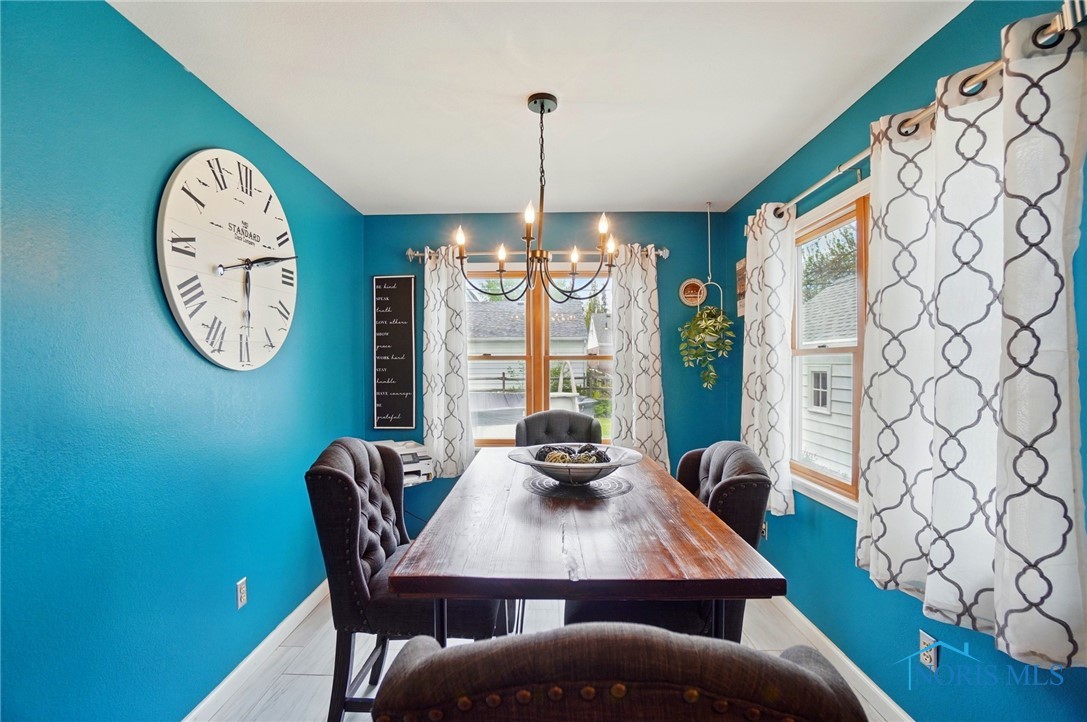 516 Robindale Avenue, Oregon, Ohio image 11