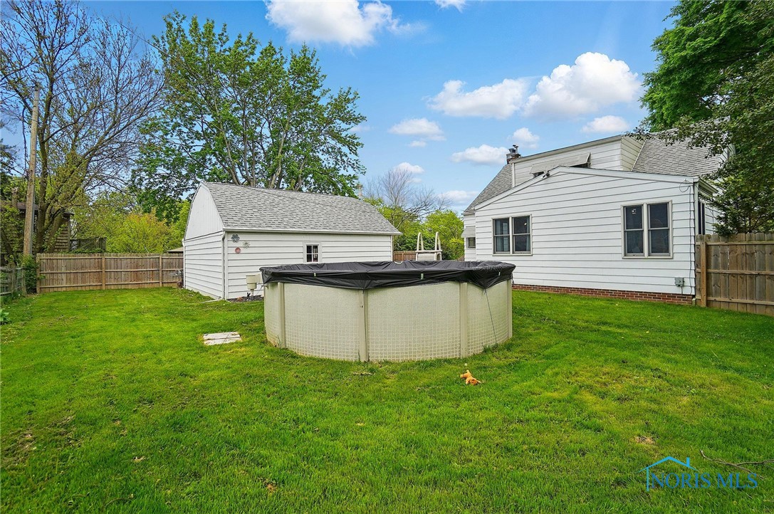516 Robindale Avenue, Oregon, Ohio image 45