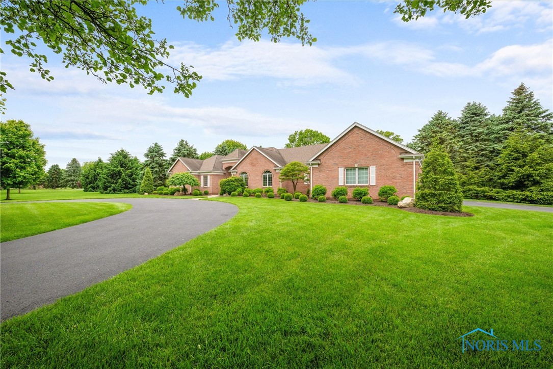 3464 Stonebrooke Lane, Maumee, Ohio image 1