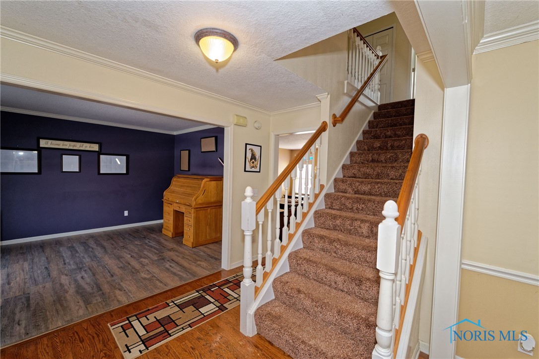 6639 Buck Creek Drive, Maumee, Ohio image 3